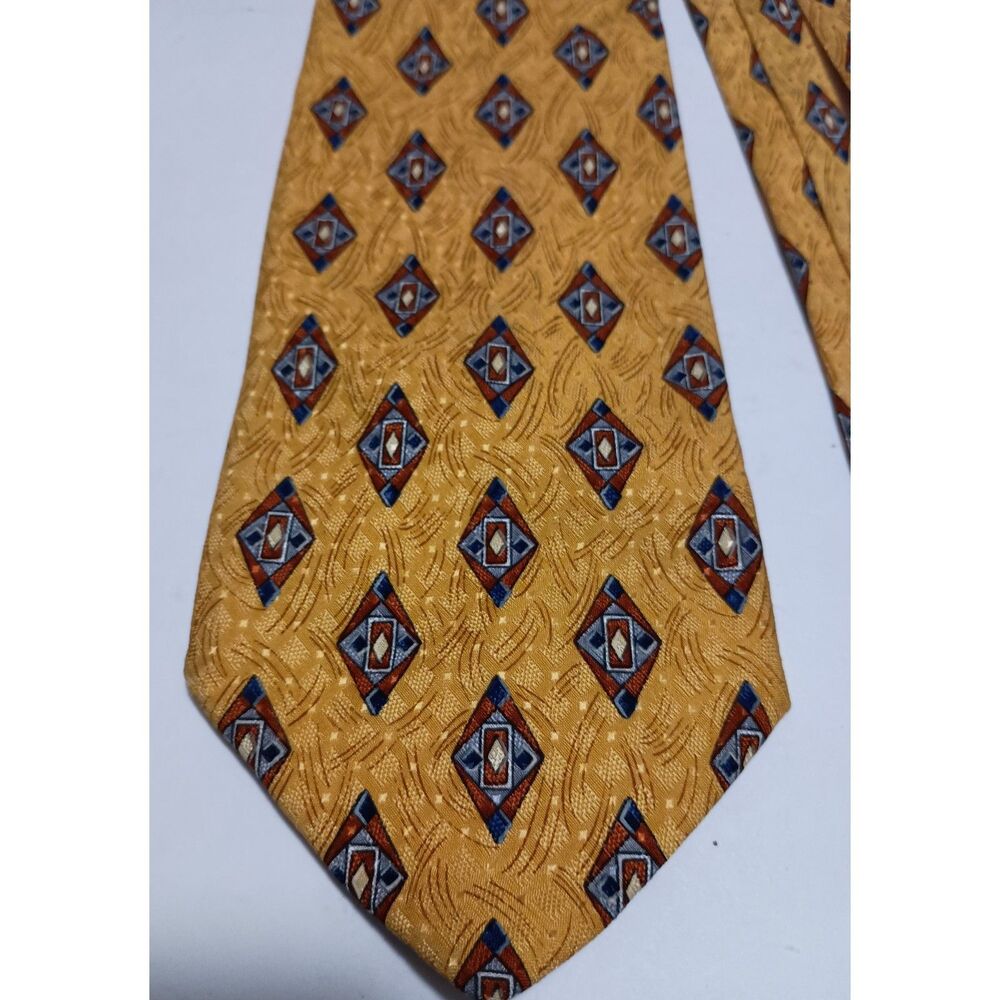 JOS A. BANKS, Yellow Tie with Diamond Abstract Pattern